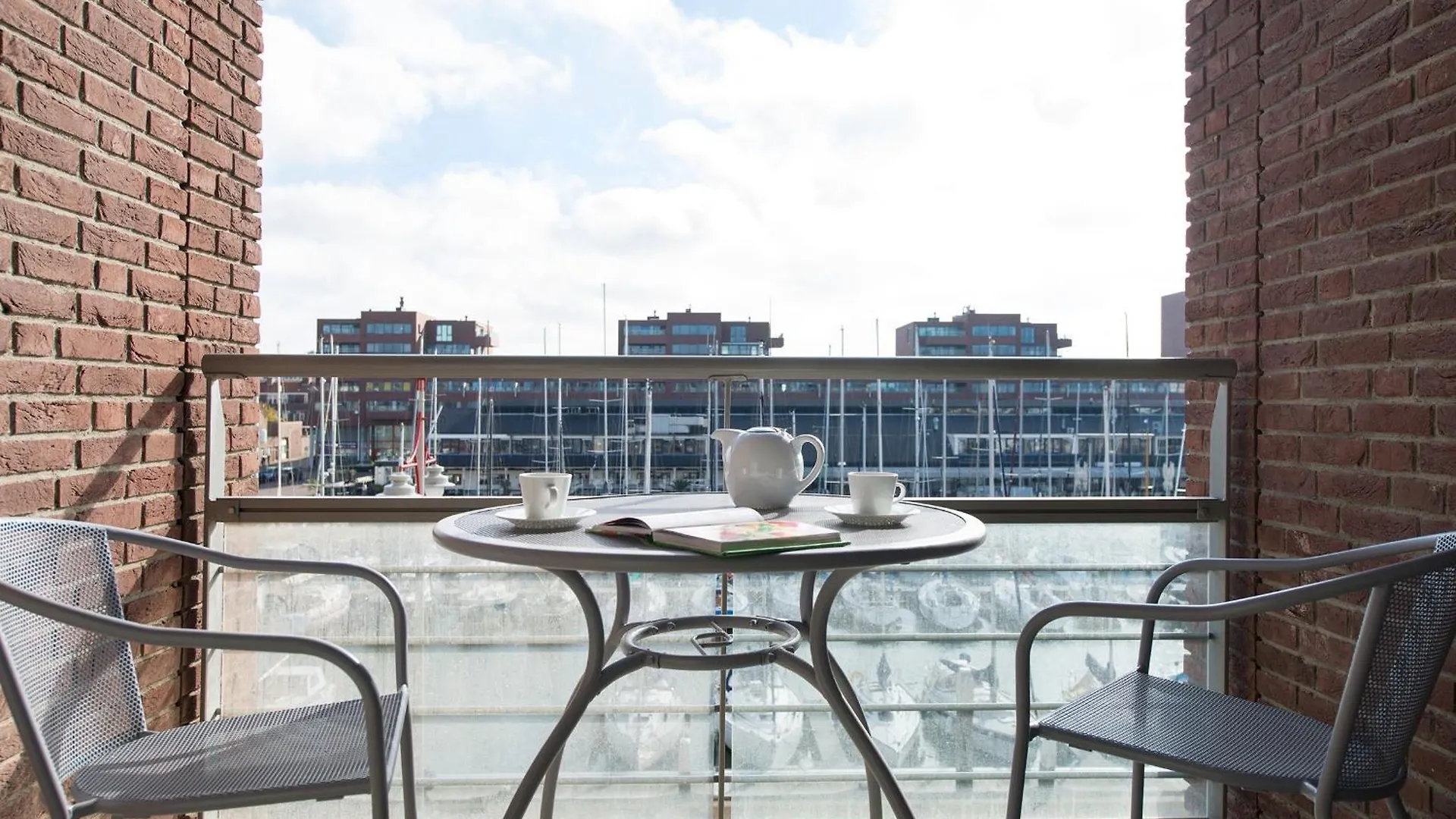 Bizstay Harbour II Scheveningen Apartments The Hague